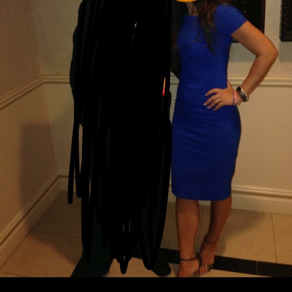 Dress - Picture 2 of 2